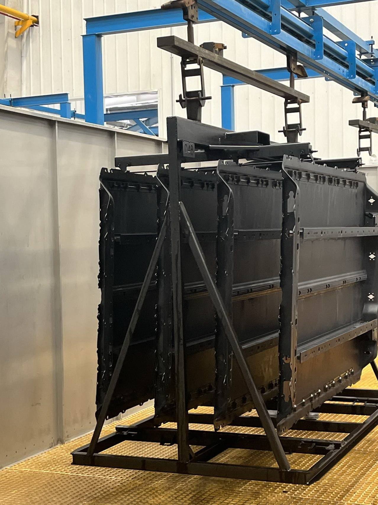 電泳涂料溶劑含量過高和設備、操作極間距過近產生的影響